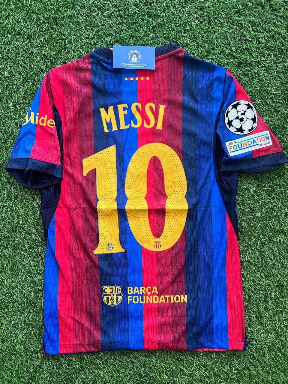 قميص نادي برشلونة الاساسي موسم 2026-2027 نسخة لاعبين باضافات الابطال واسم ورقم الاسطورة ميسي