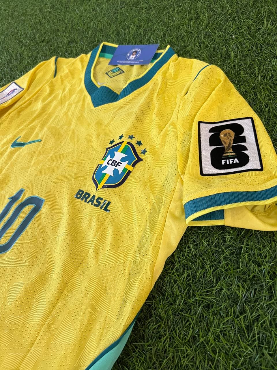 قميص منتخب البرازيل الأساسي لكأس العالم 2026 - نسخة لاعبين (نسخة)