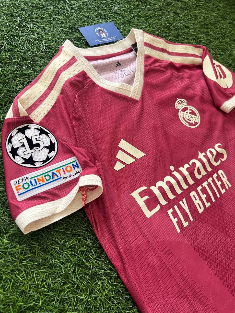 قميص نادي ريال مدريد الثالث موسم 2026-2027 نسخة لاعبين باضافات الابطال