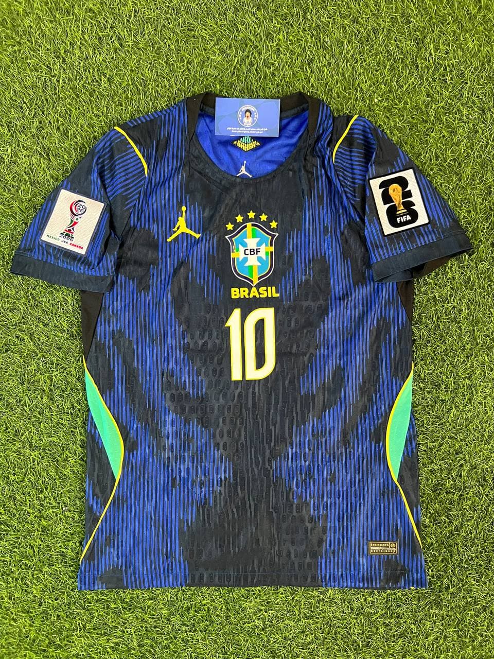 قميص المنتخب البرزيلي الاحتياطي لكاس العالم 2026 نسخة لاعبين باسم ورقم الاسطورة نيمار