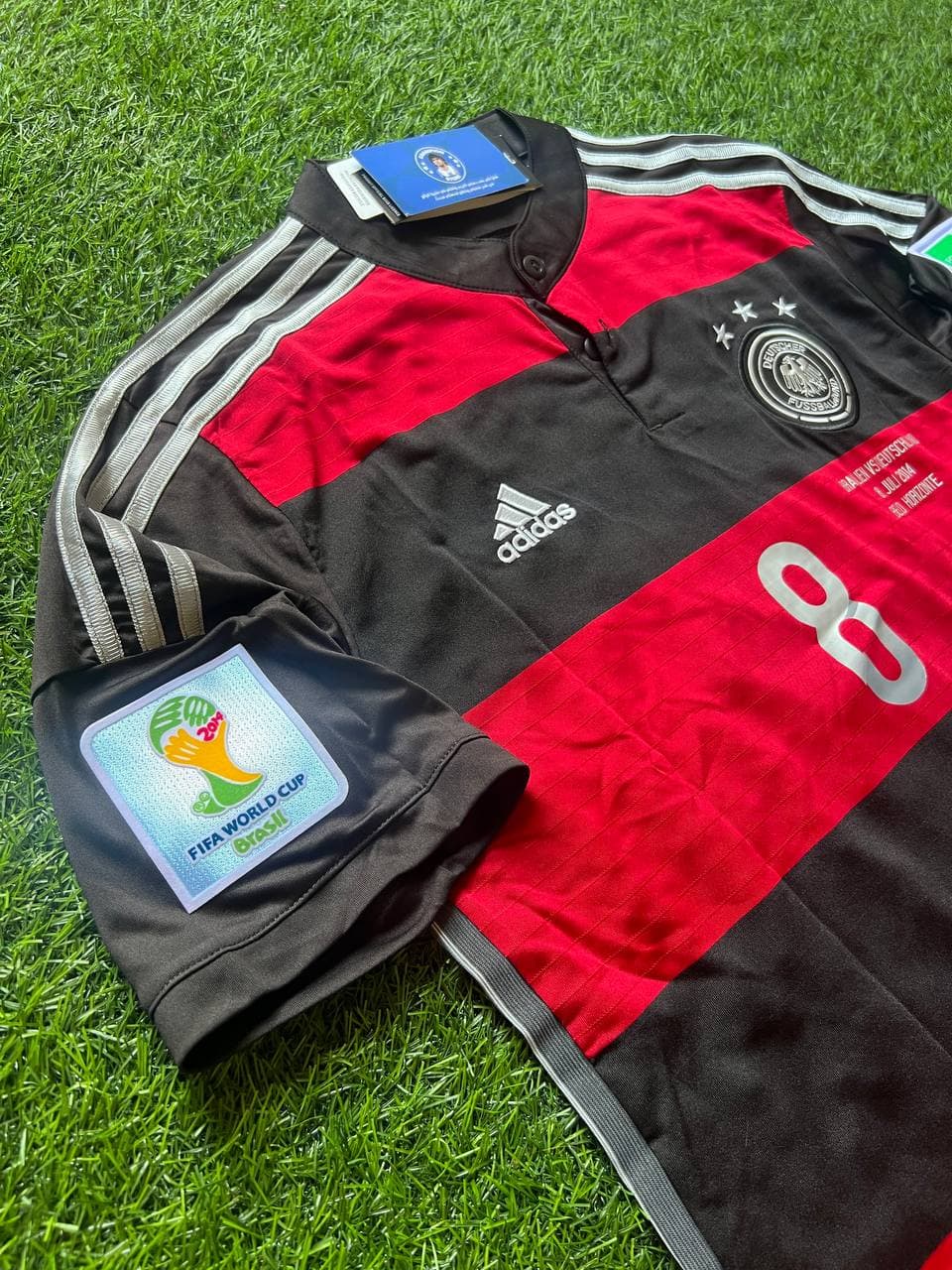 قميص المنتخب الالماني الاحنياطي لكاس العالم 2014 نسخة مبارة النصف نهائي ضد المانيا باسم ورقم الاسطورة مسعود اوزيل